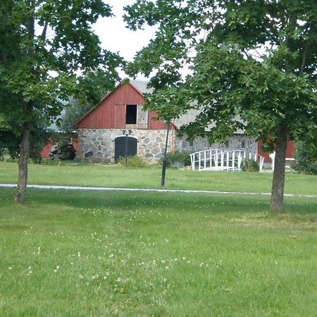 Sassi Talu Horsefarm Hotel Pärnumaa Buitenkant foto