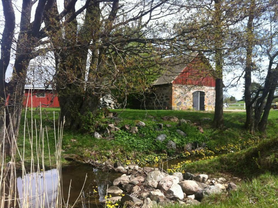 Sassi Talu Horsefarm Hotel Pärnumaa Buitenkant foto